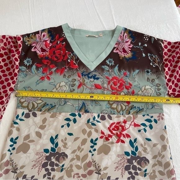 Soft Surroundings Izumi Pullover Kimono Sleeve Asian Floral V-Neck Tunic Blouse - Picture 10 of 13